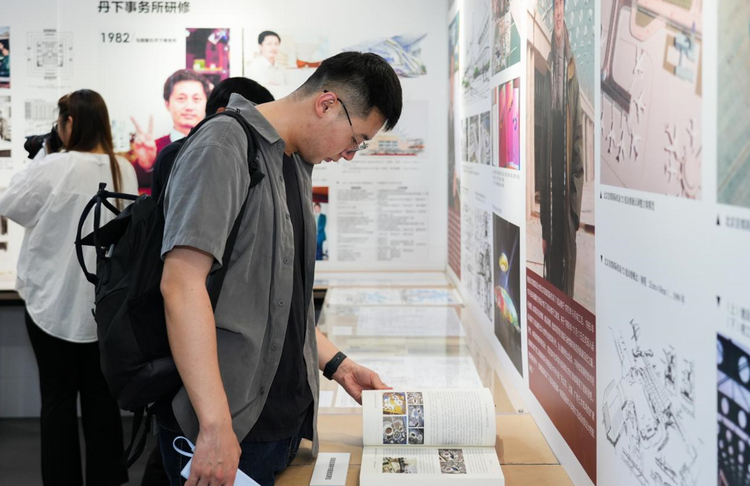 “马国馨:我的设计生涯——建筑文化图书展”巡展在伟德中国官网入口开幕_fororder_5